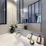 Luxembourg Gardens - Prestige Family For 8 With Lift - 4 Br Apartman Párizs