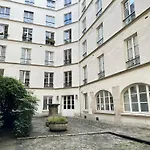 Apartman Luxembourg Gardens - Prestige Family For 8 With Lift - 4 Br Párizs